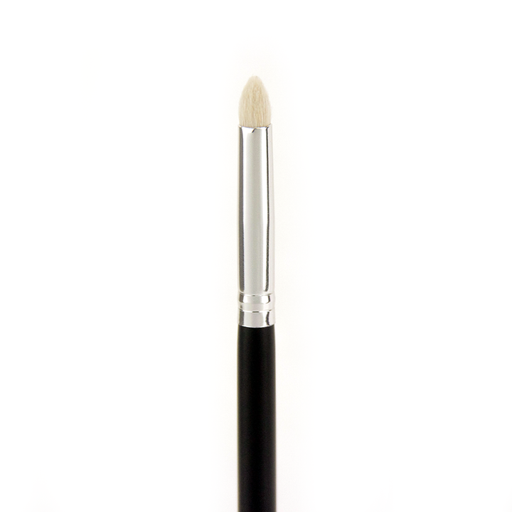 C515 Pro Precision Crease Brush - Crownbrush